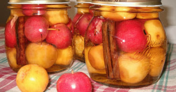 Mele dolci sotto spirito: come prepararle ? Mele-Dolci-alla-Grappa