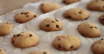 Ricetta dei biscotti senza glutine con gocce di cioccolato Biscotti-senza-glutine