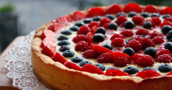 Ricetta della crostata ai frutti di bosco con crema alla vaniglia di Pierre Hermè Crostata-ai-frutti-di-bosco