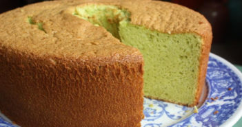La ricetta della Chiffon Cake: il ciambellone americano soffice soffice Chiffon-Cake