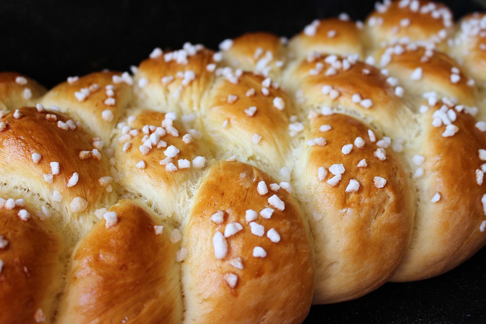 Pan Brioche La Ricetta Perfetta Per Una Treccia Super Soffice Torta Di Mele Ricette Sfiziose Per Preparare Biscotti Crostate Primi E Secondi Piatti Con Le Mele