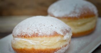 Come preparare dei perfetti bomboloni al forno Bomboloni-al-forno