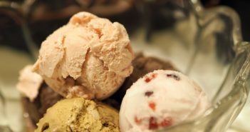 Come preparare il gelato senza gelatiera: ricetta base e varianti Gelato-senza-gelatiera