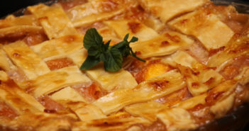 Crostata di Pesche della Nonna: ricetta semplice e genuina Crostata-di-pesche