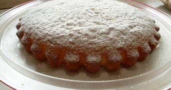 Come preparare la Torta 7 Vasetti: ricetta facilissima e veloce! Torta-7-vasetti
