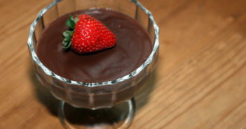 Come preparare il Budino al cioccolato in casa: ricetta facilissima Budino-al-cioccolato