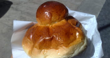 Come preparare le Brioche col Tuppo siciliane a regola d’arte Brioche-col-tuppo