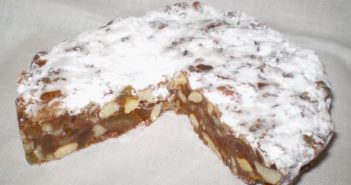 Panforte: la ricetta perfetta per un dolce ricco e delizioso Panforte