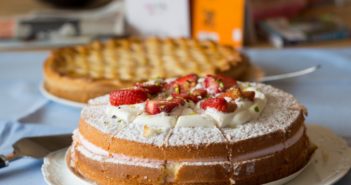 Come preparare una fantastica torta al cocco: leggera e delicata Torta-al-cocco