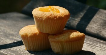 Muffin senza uova: la ricetta light che vi sorprenderà Muffin-senza-uova