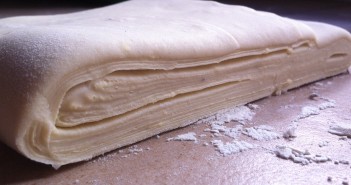 Come preparare la pasta sfoglia in casa: la ricetta perfetta! Pasta-sfoglia